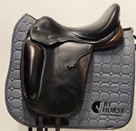 Ladda upp bild till gallerivisning, Equiline Contest Dressyrsadel 17&quot;/MW
