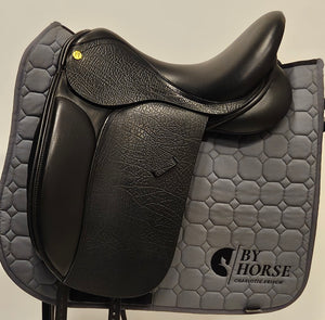 Paul Jones Dressyrsadel 17"/W