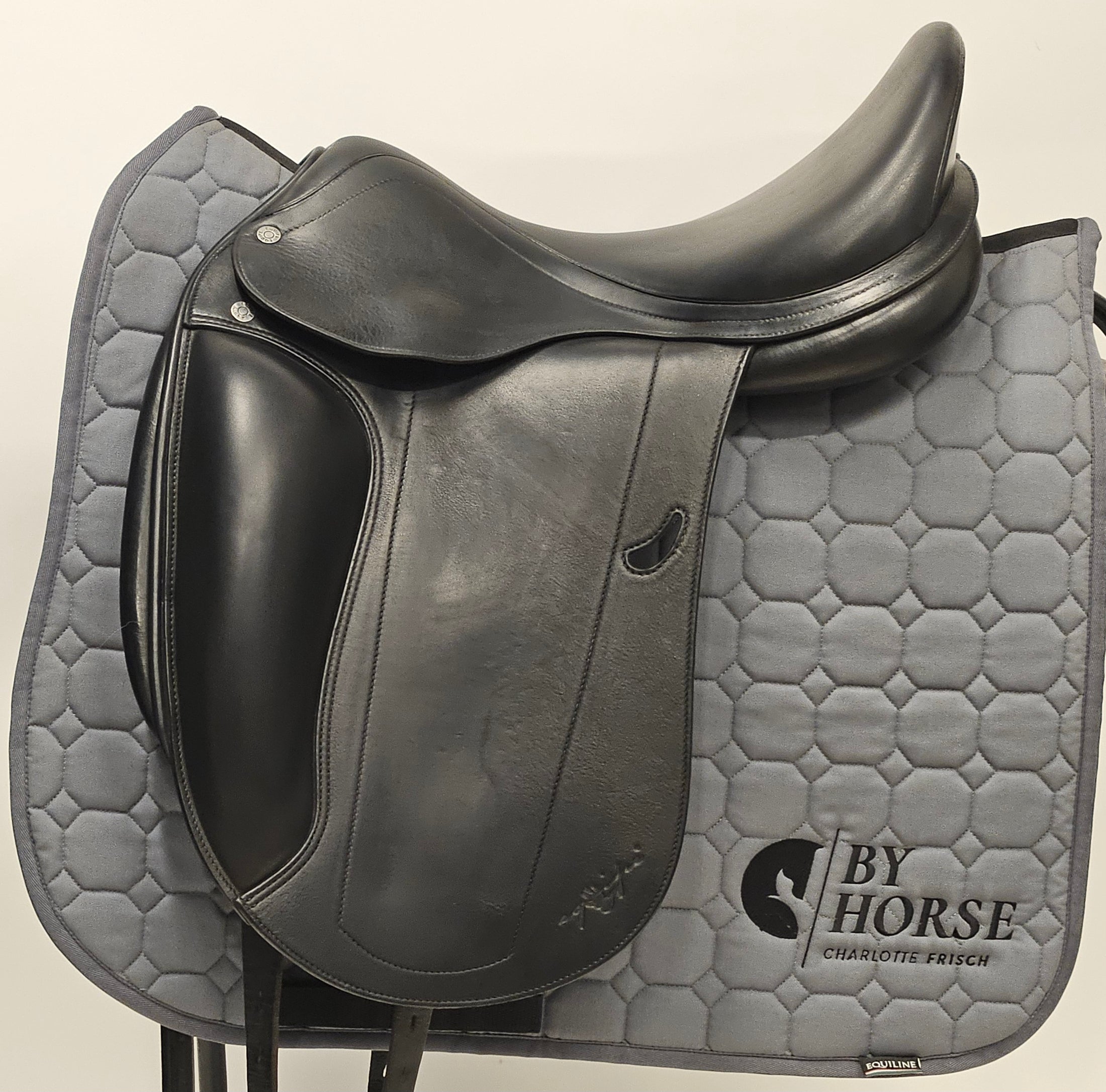 Equipe Emporio Dressyrsadel 17"/M