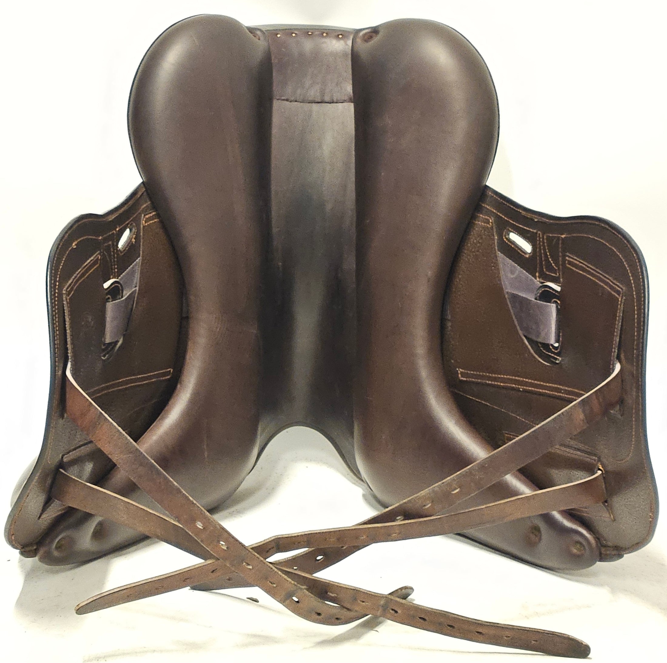 Childeric DNL Dressyrsadel 17"/MW