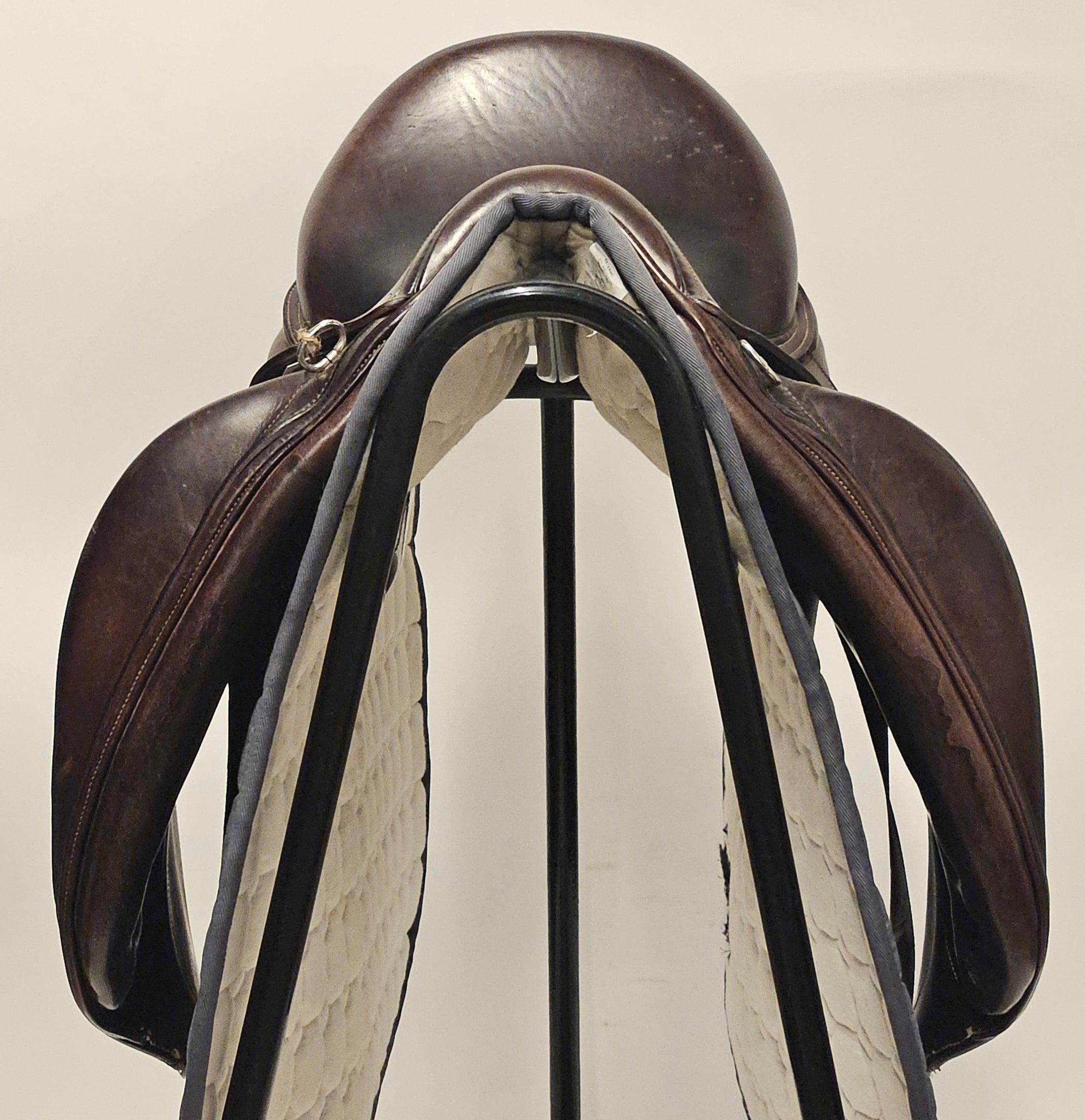 Devoucoux Makila Dressyrsadel 17"/ M
