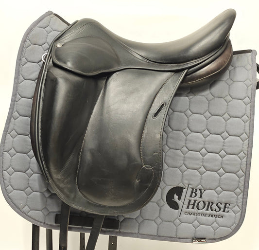 Childeric DFXL Dressyrsadel 18"
