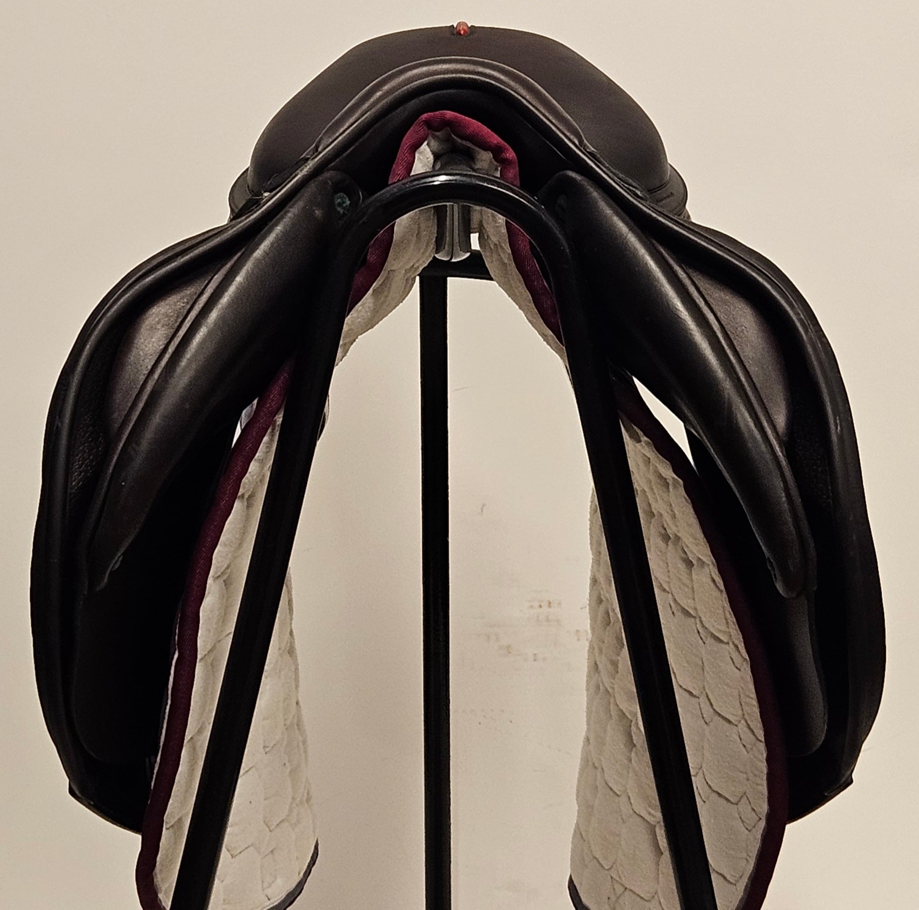 Equipe Synergy Hoppsadel 17,5"/M