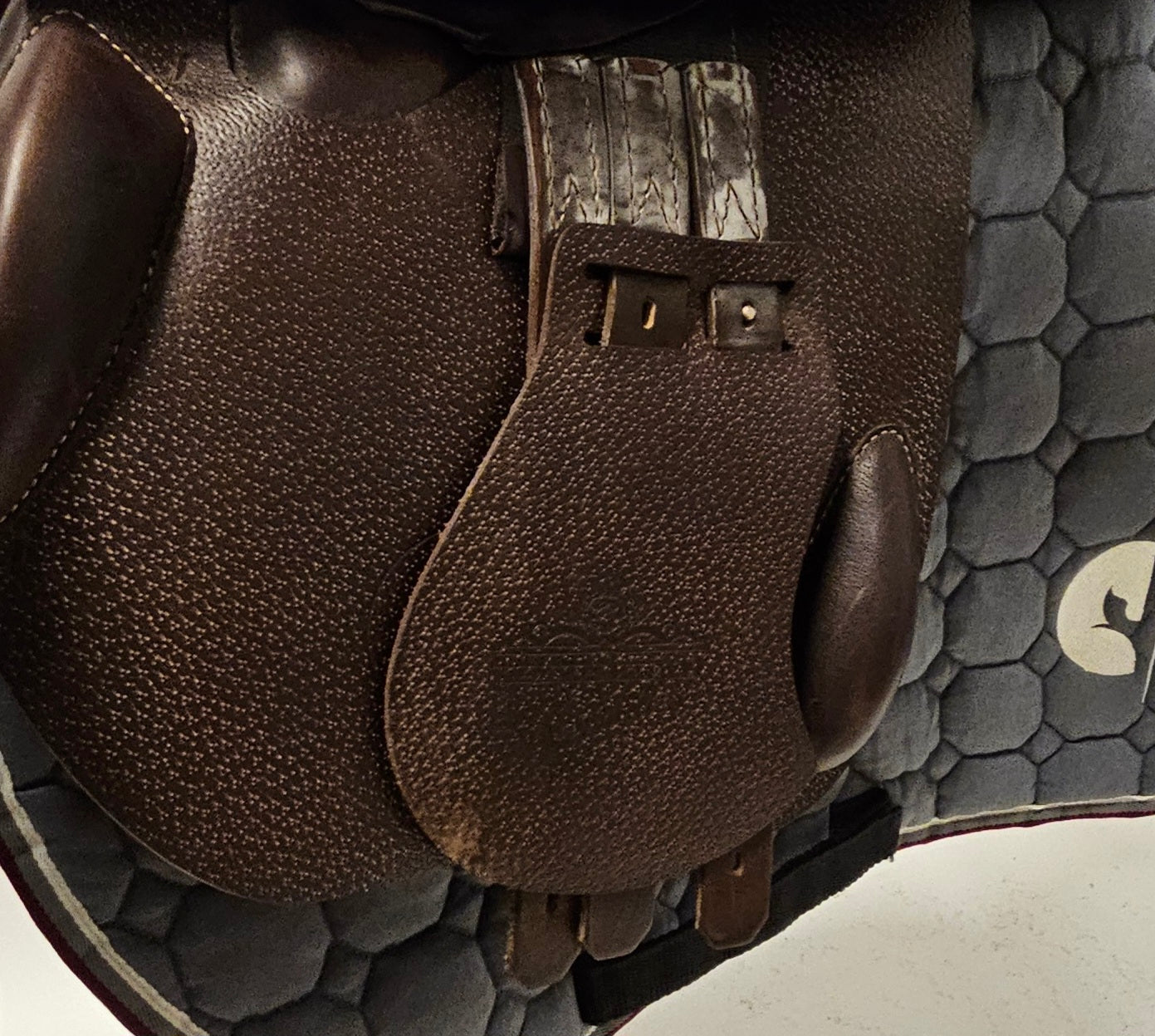 Prestige Versailles Hoppsadel 17"/34 (omvärmningsbar)