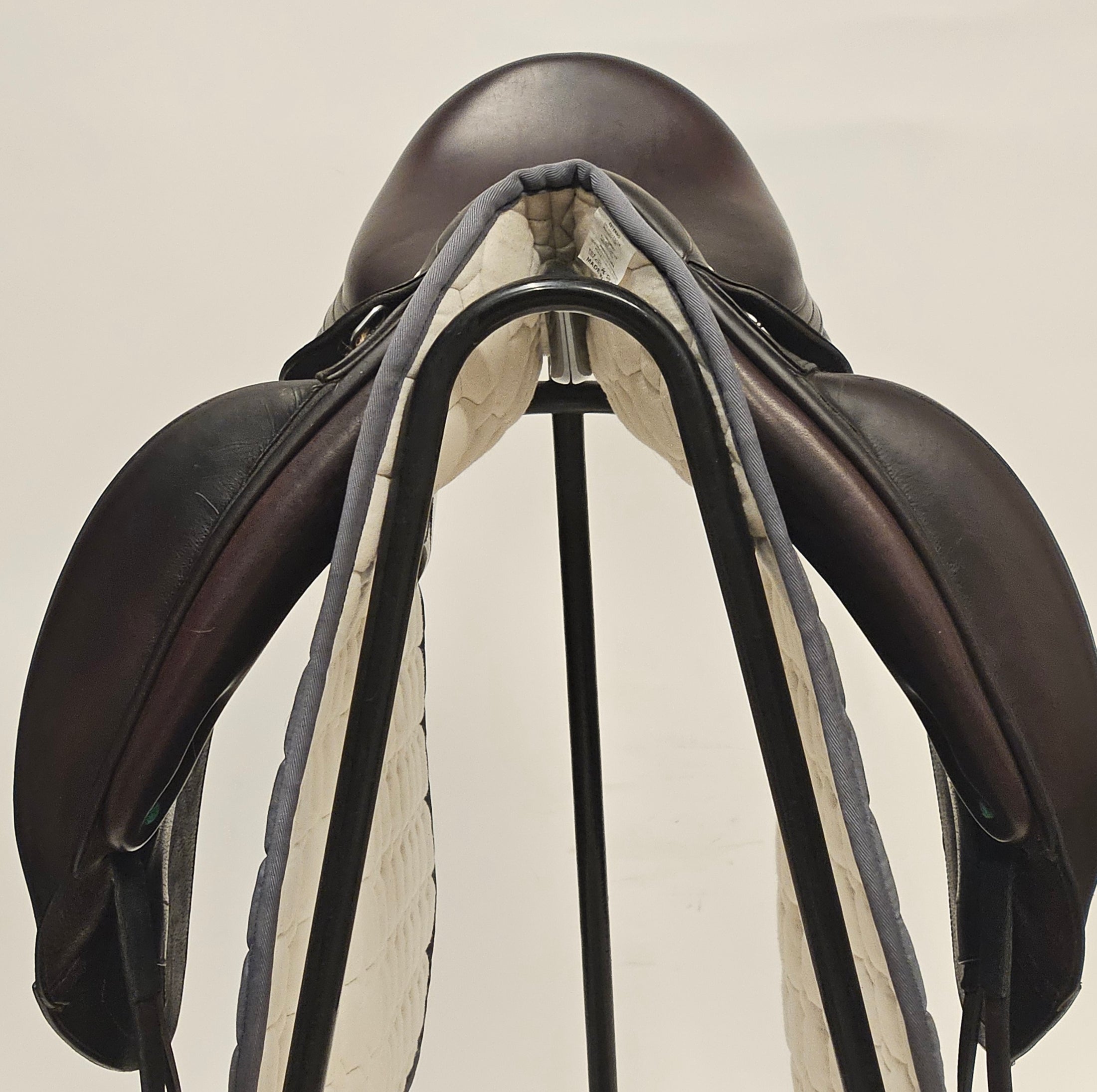 Equipe Emporio Dressyrsadel 17"/M