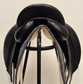 Load image into Gallery viewer, Paul Jones Dressyrsadel 17"/W
