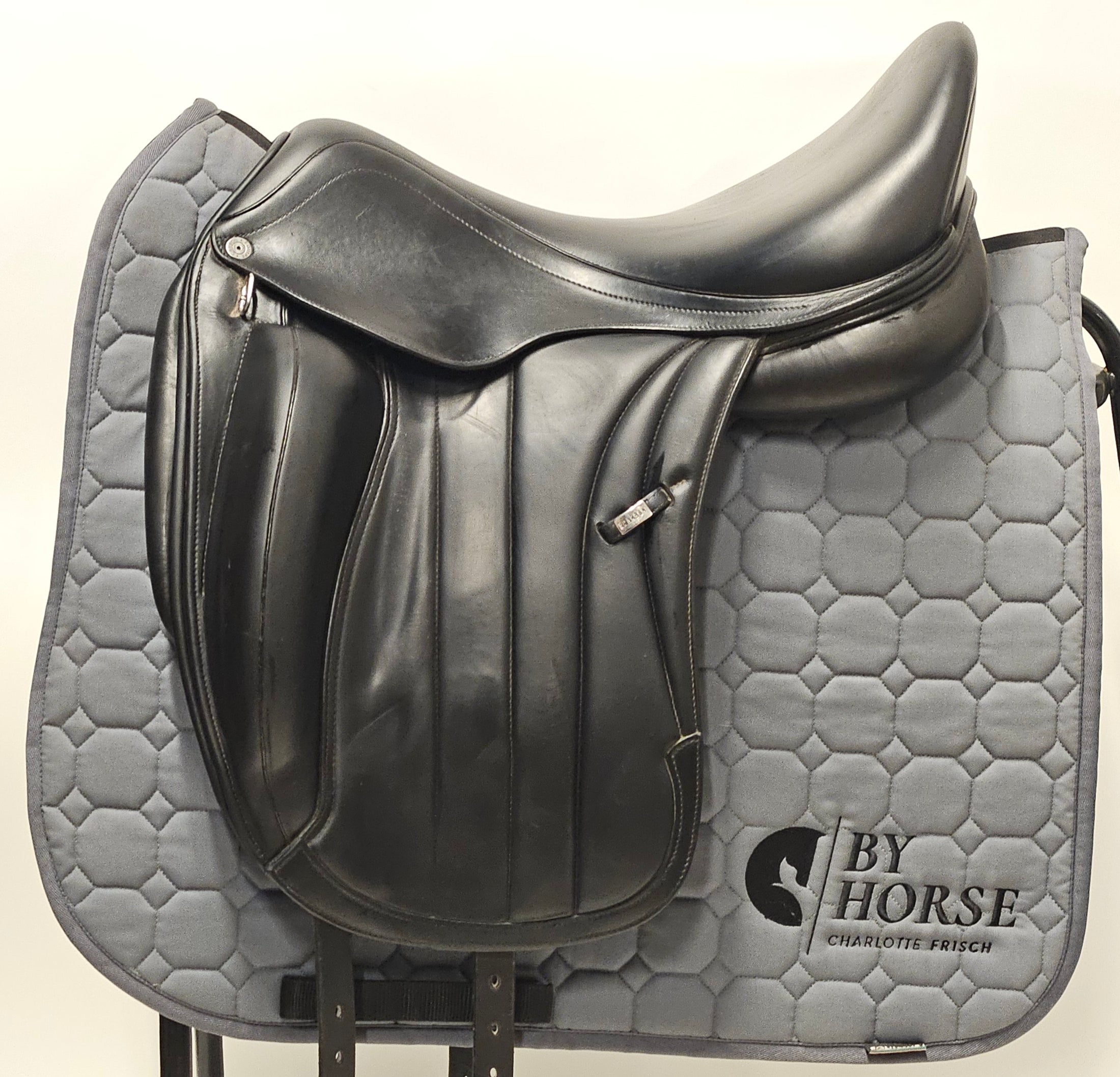 Equipe Viktoria Dressyrsadel 17,5"/M