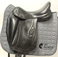 Load image into Gallery viewer, Prestige Venus Dressyrsadel 17"/33
