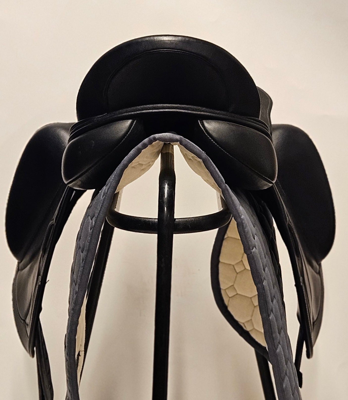 Albion Fabrento Dressyrsadel 17"/W