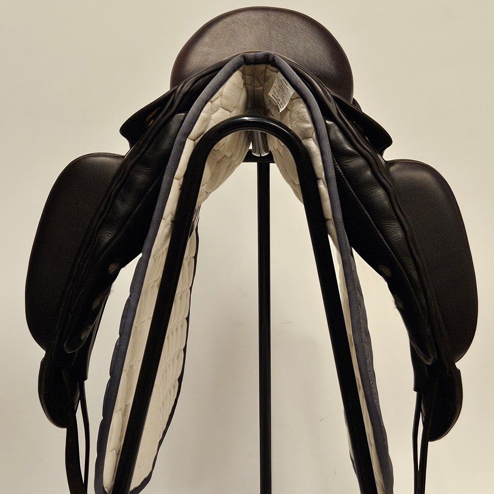 Albion Fabrento Dressyrsadel 17"/MW