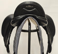 Load image into Gallery viewer, Prestige D2 Zero Dressyrsadel 17"/M
