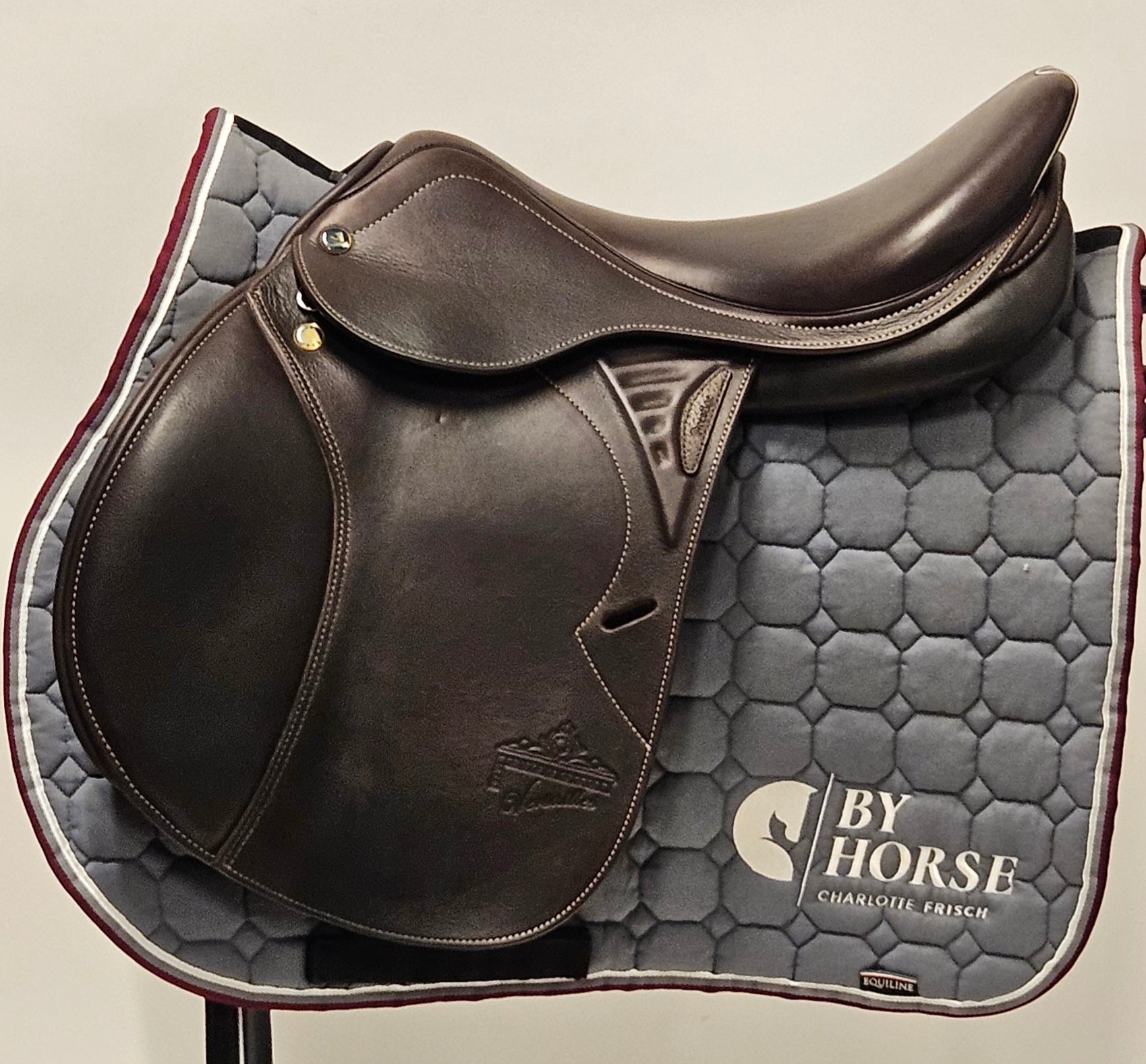 Prestige Versailles Hoppsadel 17"/34 (omvärmningsbar)