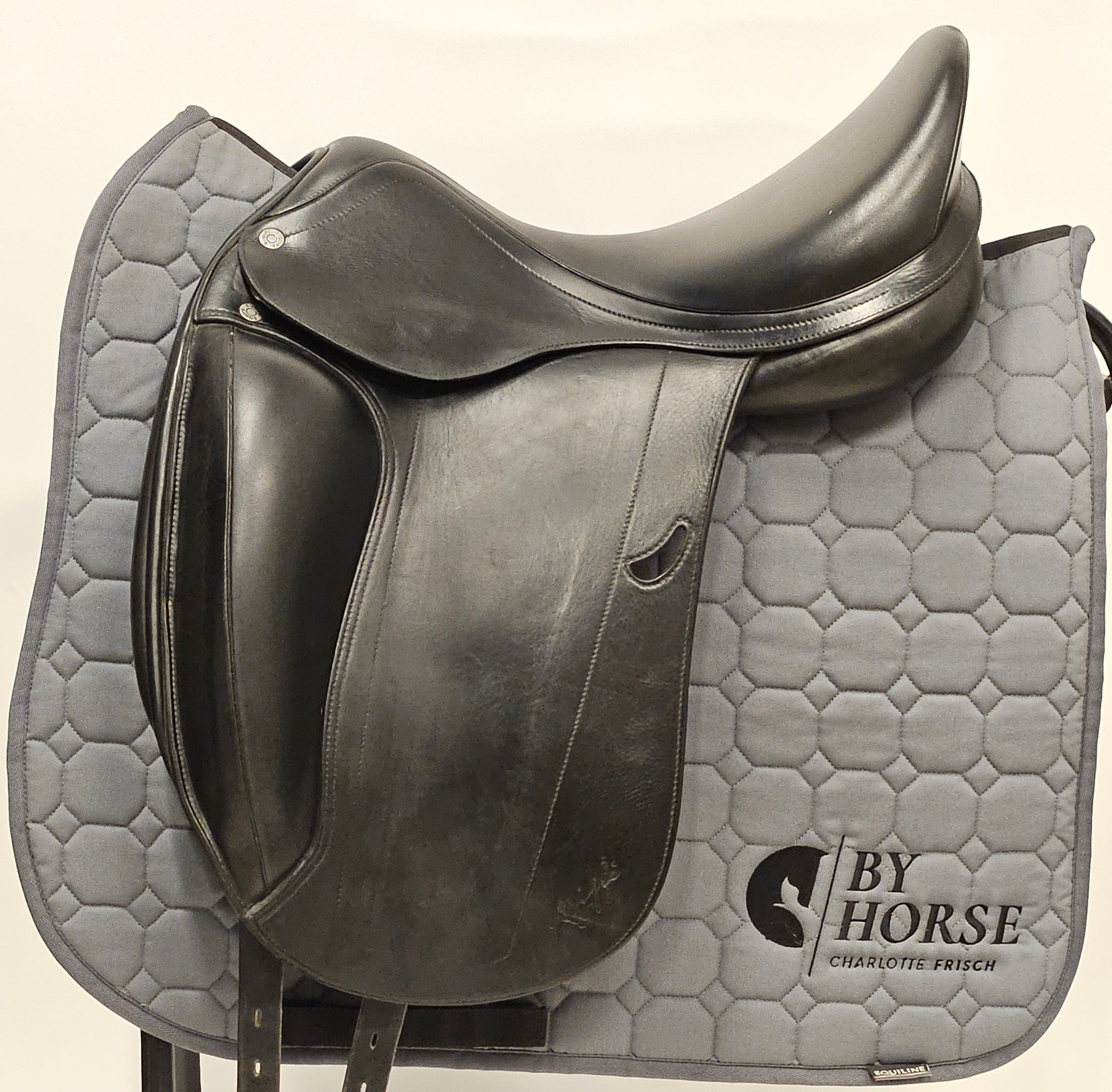 Equipe Emporio Dressyrsadel 17"/M