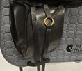 Load image into Gallery viewer, Jeremy Rudge Dressyrsadel 17"/W
