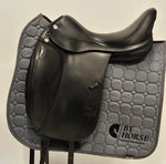 Ladda upp bild till gallerivisning, Prestige x-Helen Dressyrsadel 17&quot;/31
