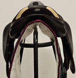 Ladda upp bild till gallerivisning, Prestige Paris Classic Hoppsadel 17"/34
