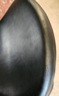 Load image into Gallery viewer, Fichtbauer Paura LSR Dressyrsadel 17,5"/M
