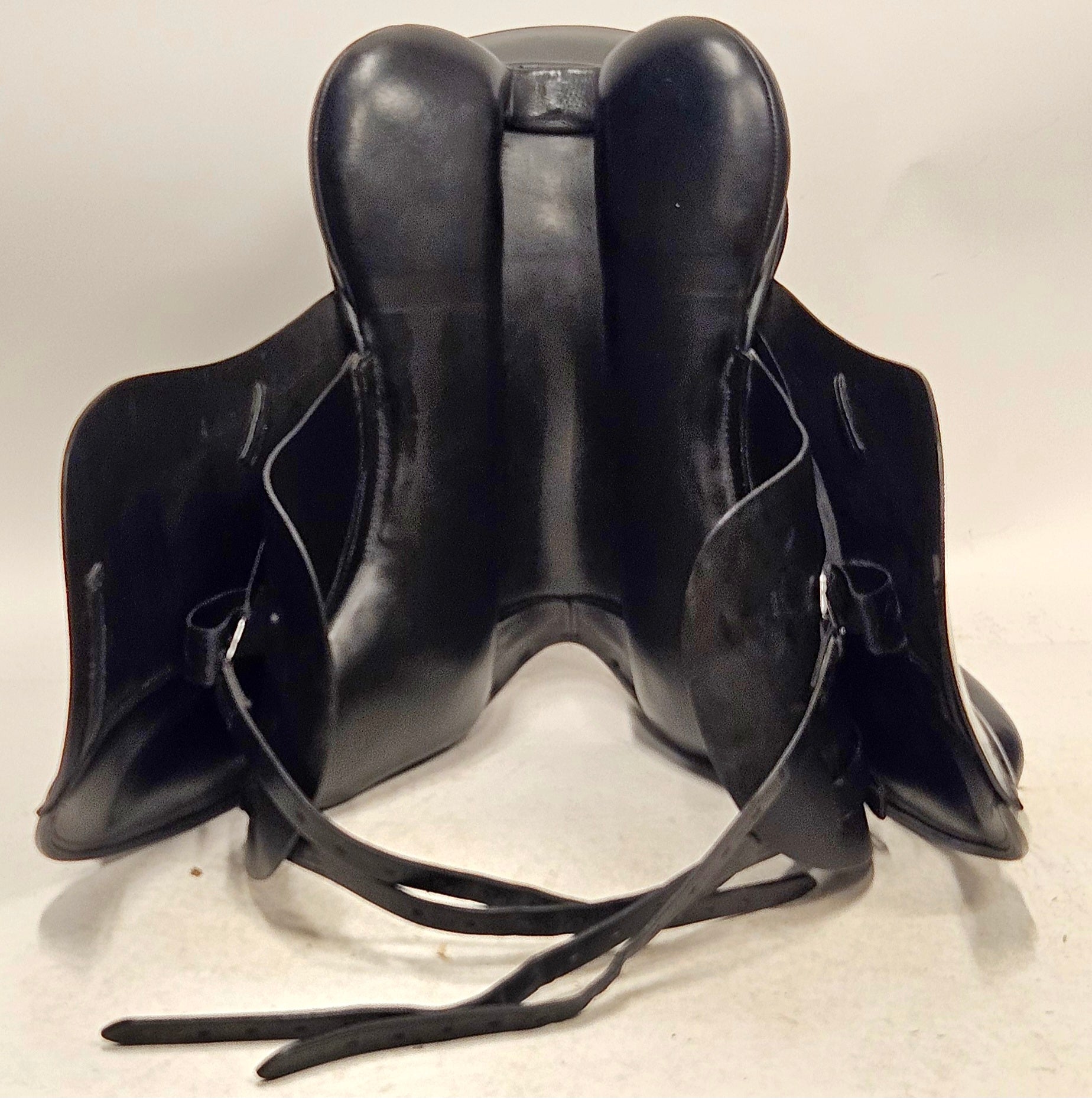 Anatomica Cygnus G3 Dressyrsadel 17,5"/M