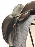 Load image into Gallery viewer, Equipe Olympia Dressyrsadel 17,5"/M
