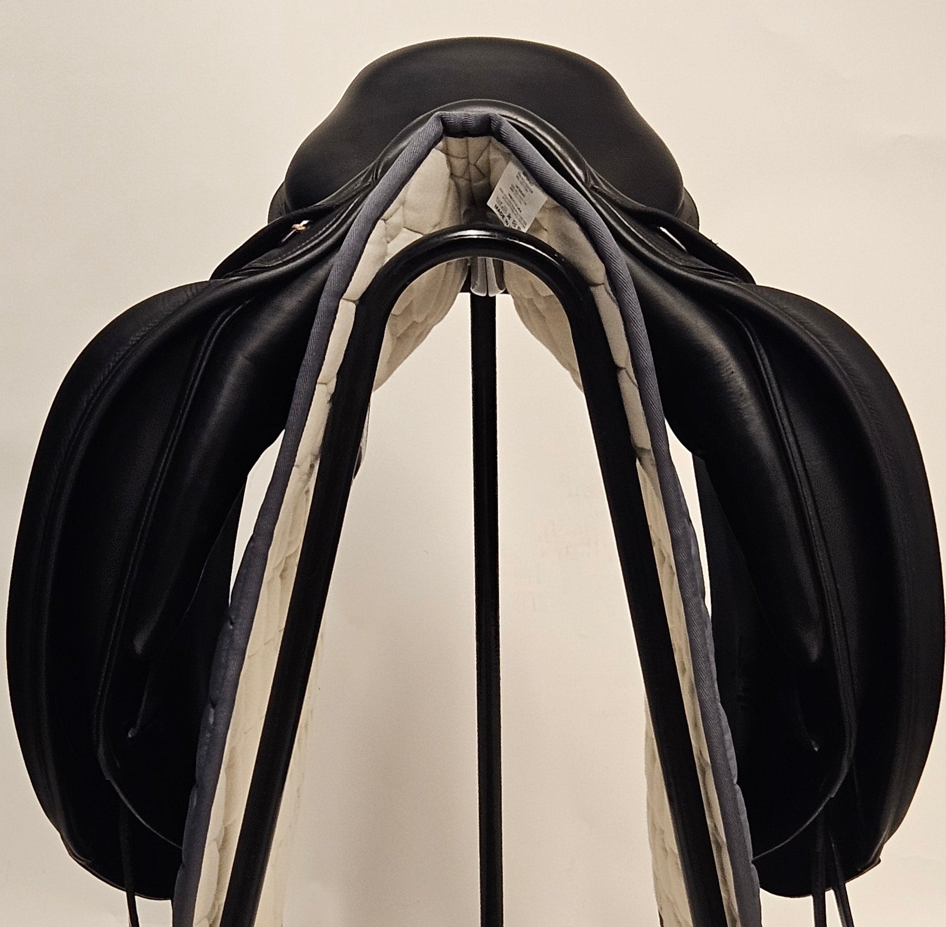 Amerigo DJ Pinerolo Dressyrsadel 17,5"/ +2,5 (W)