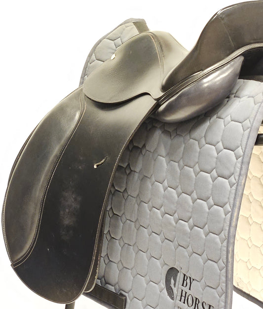 Guy Chanel Dressyrsadel 17"