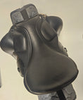 Load image into Gallery viewer, Equipe Glamour Dressyrsadel 16,5"/+1
