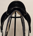 Load image into Gallery viewer, Equipe Viktoria Dressyrsadel 17,5"/+2
