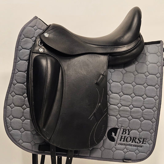 Prestige Philosophy Dressyrsadel 16"/34