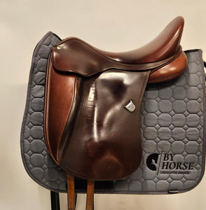 Bates Innova Dressyrsadel 18"/W