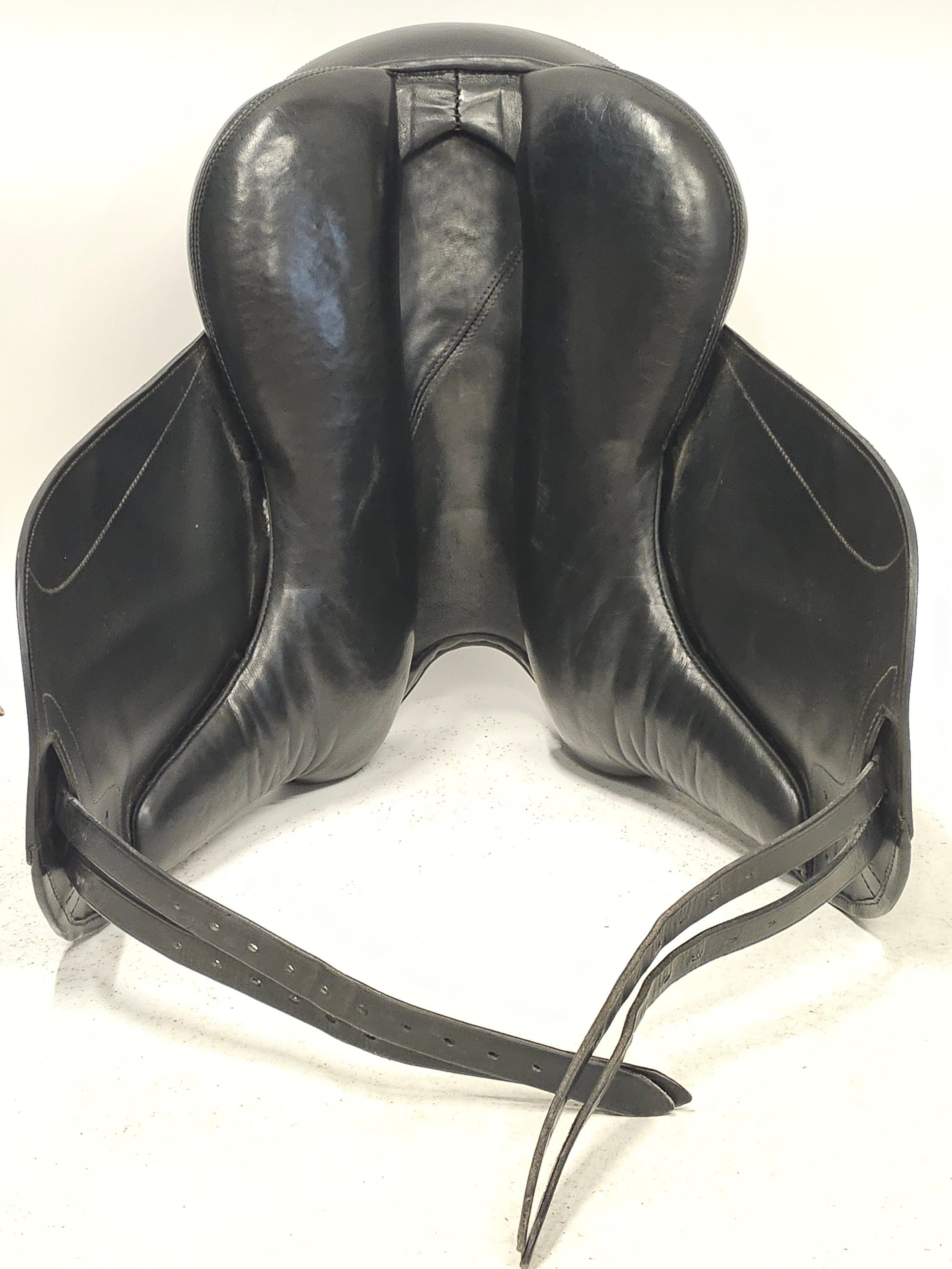 Fichtbauer Paura LSR Dressyrsadel 17"/MW