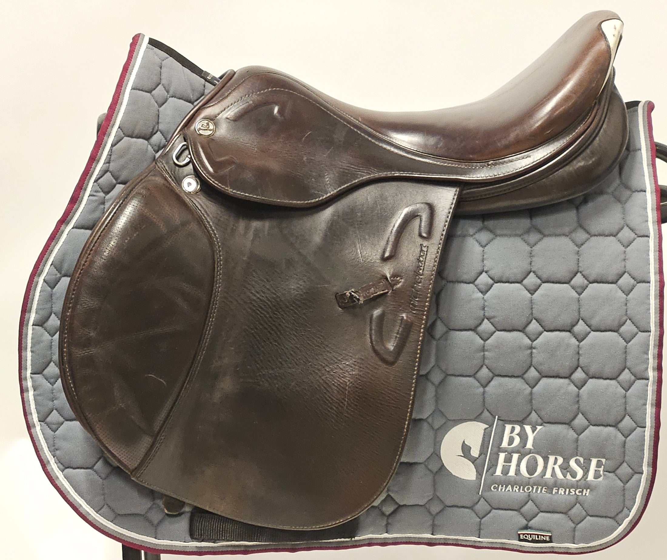 Prestige Michel Robert Hoppsadel 17"/34