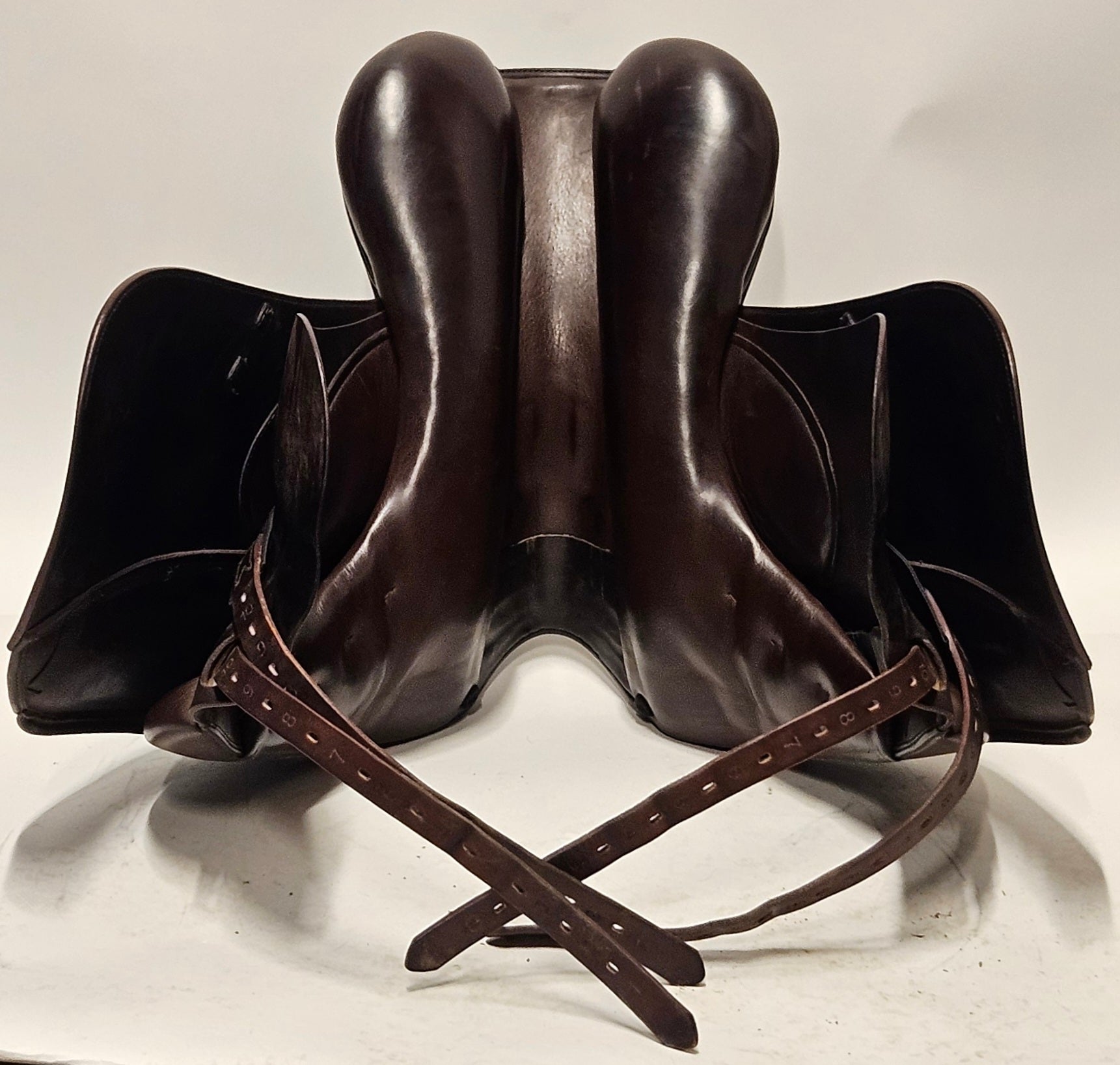 Prestige D1 Dressyrsadel 17"/M