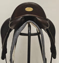 Load image into Gallery viewer, Equipe Viktoria Dressyrsadel 17,5"/M
