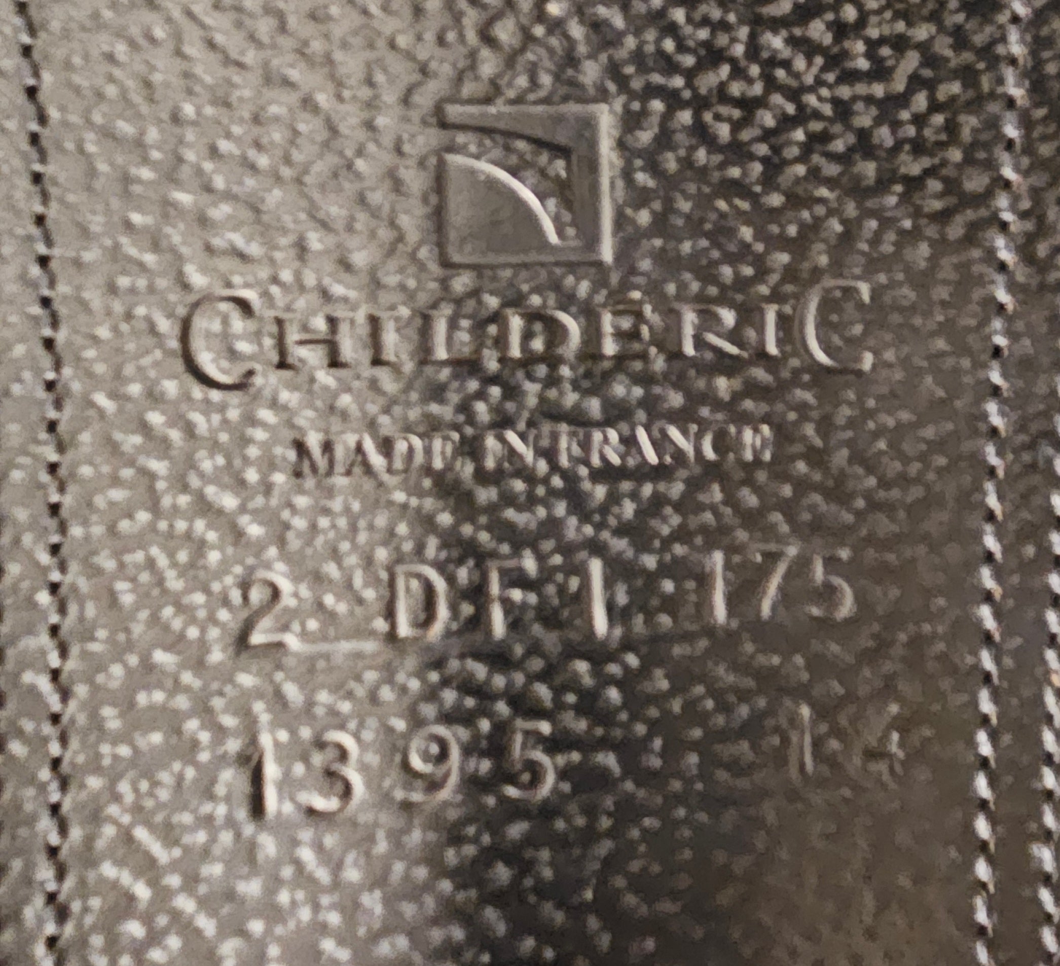 Childeric DFI Dressyrsadel 17,5"/M