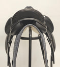 Load image into Gallery viewer, Erreplus Freestyle Dressyrsadel 18"/33 (M)
