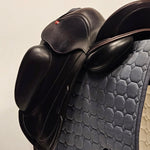 Ladda upp bild till gallerivisning, Albion Fabrento Dressyrsadel 17&quot;/MW
