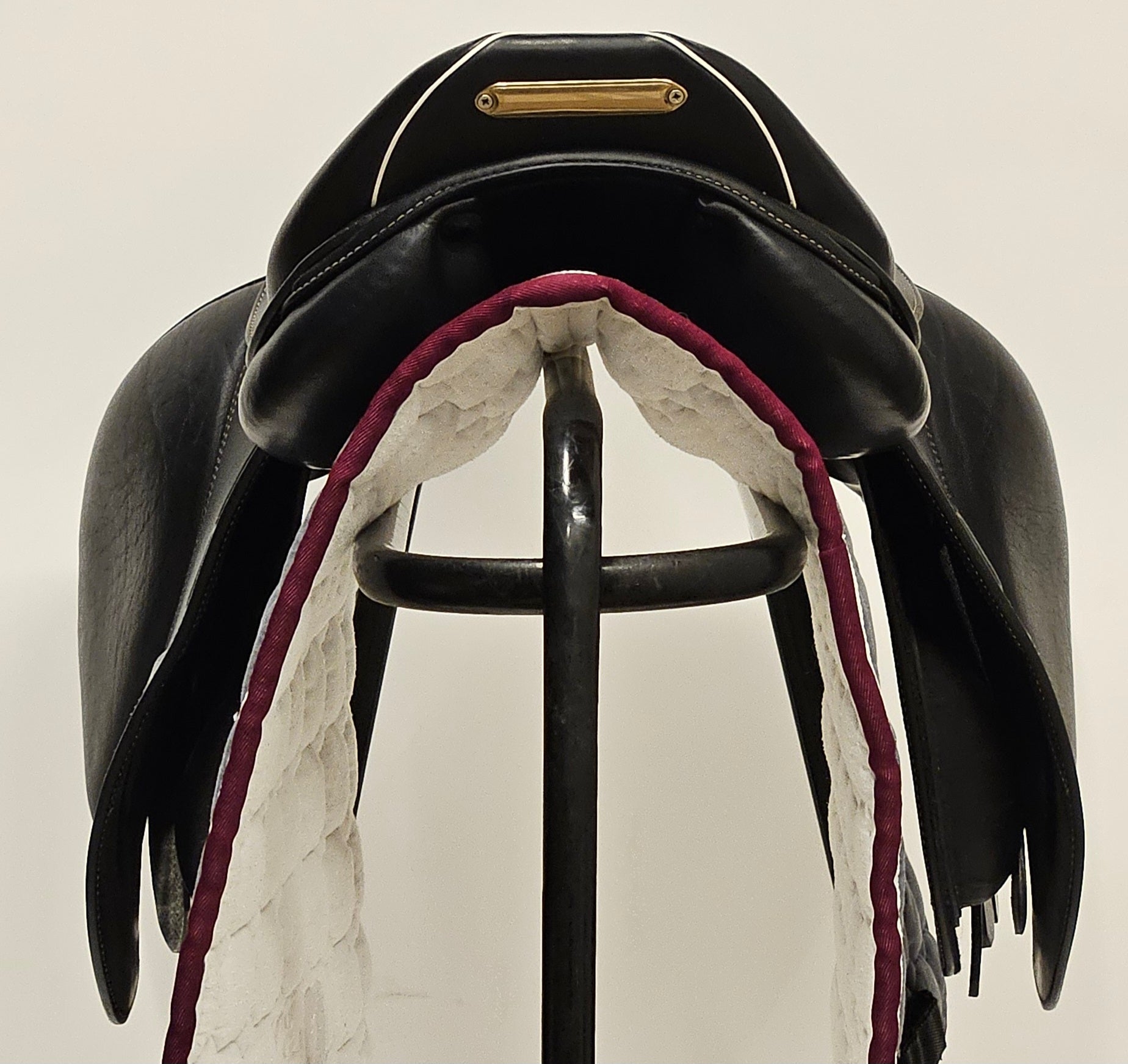 Prestige Versailles Hoppsadel 17"/34