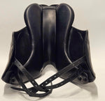 Ladda upp bild till gallerivisning, Equipe Olympia Dressyrsadel 17&quot;/+0,5
