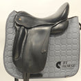 Load image into Gallery viewer, Fichtbauer Paura LSR Dressyrsadel 17"/MW
