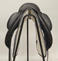 Load image into Gallery viewer, Erreplus Freestyle Dressyrsadel 18"/33 (M)
