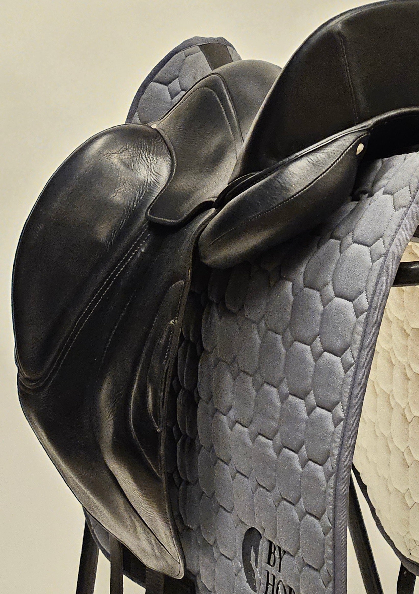 Antares Tempo Dressyrsadel 17,5/MW