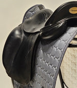 Ladda upp bild till gallerivisning, Equipe Oracle Dressyrsadel 17"
