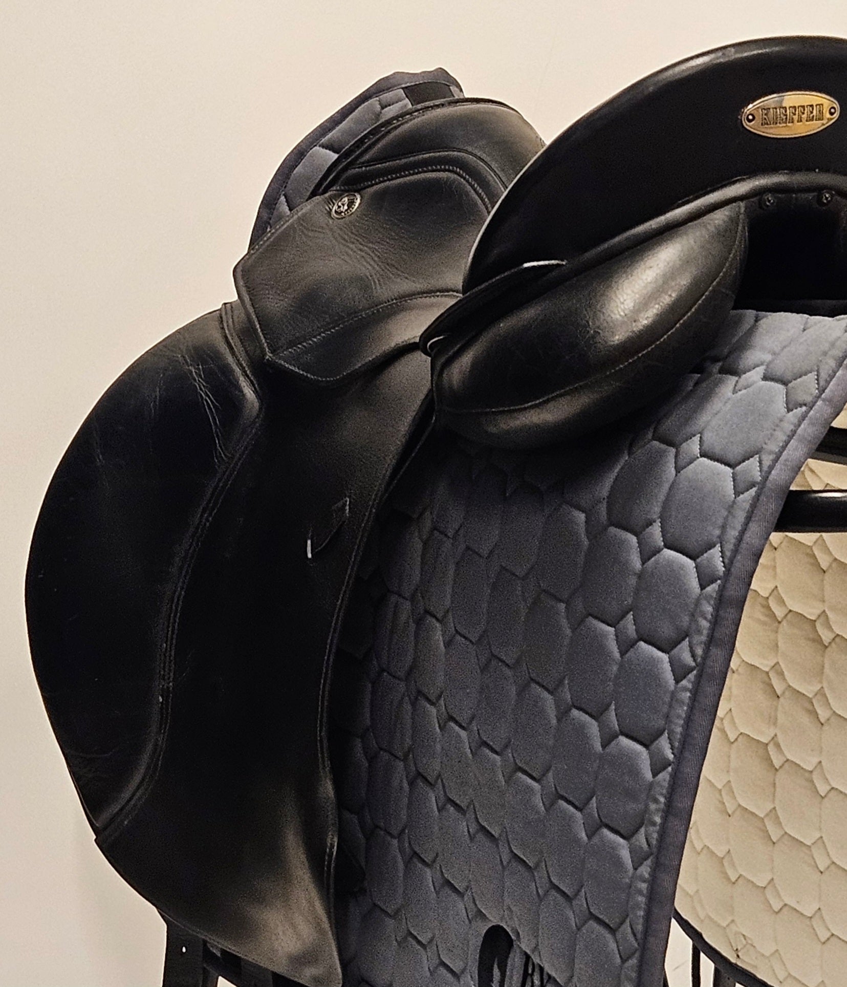 Kieffer dressyrsadel 17"/MW