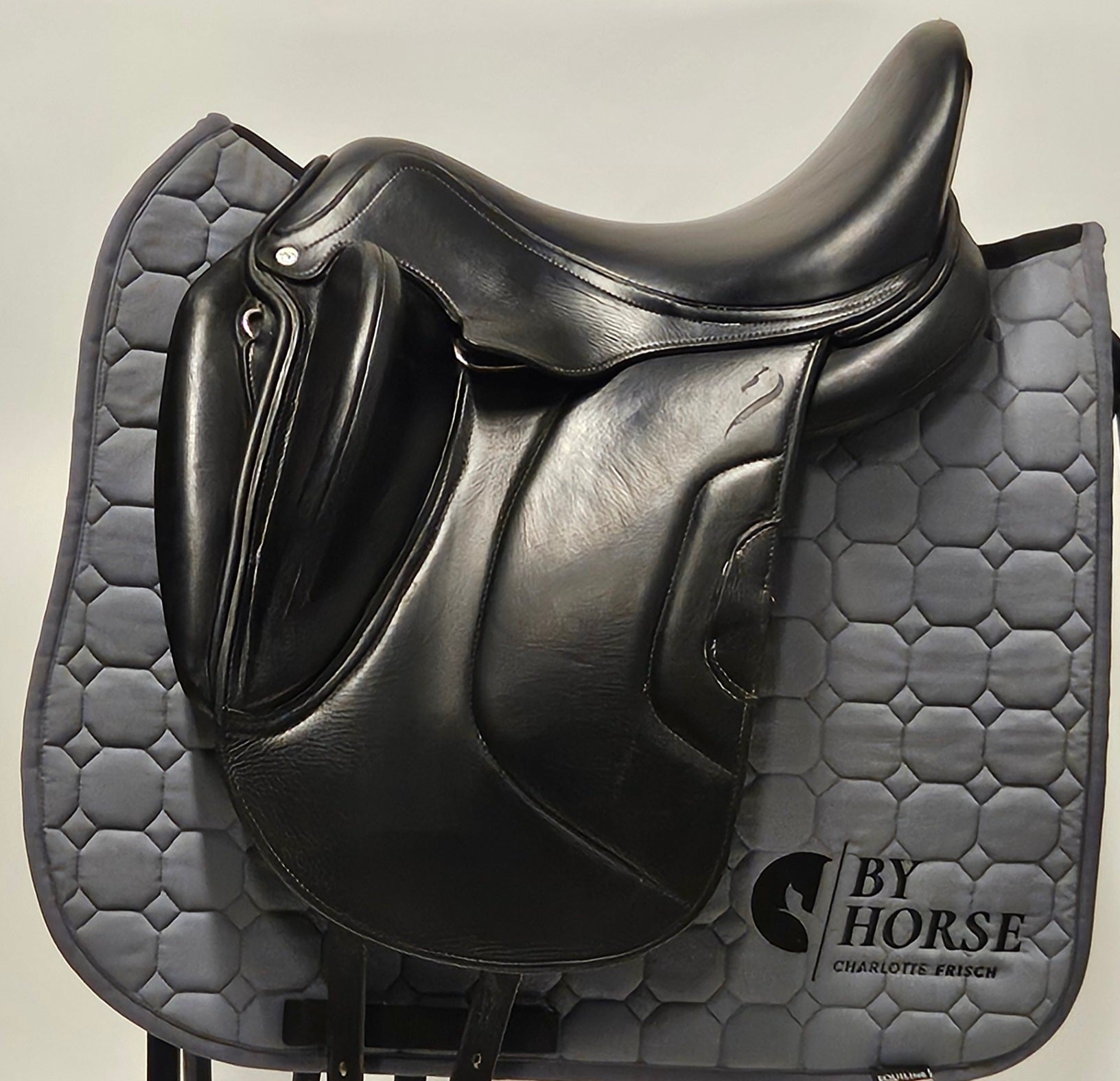 Antares Tempo Dressyrsadel 17/M