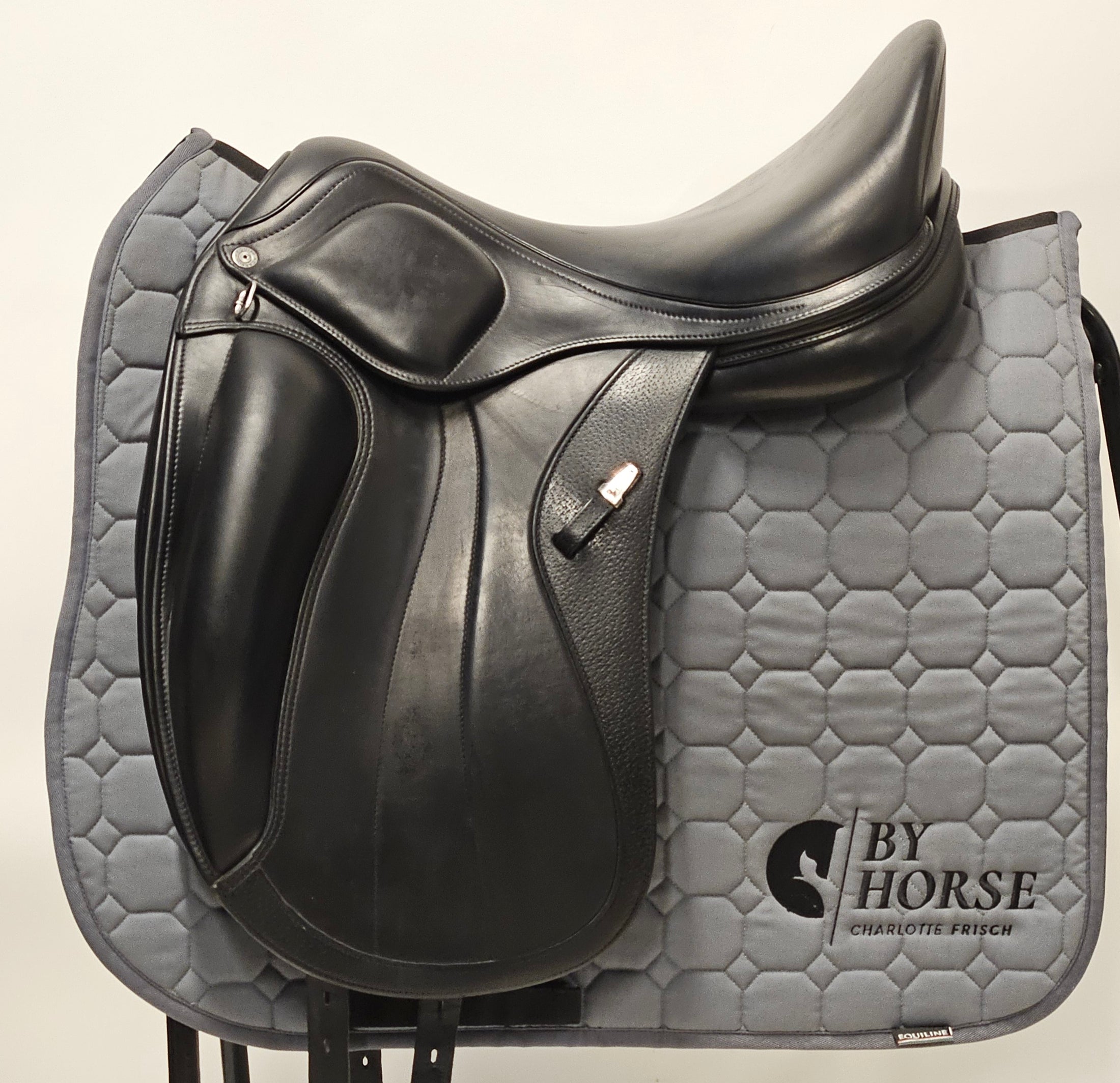 Equipe Glamour Dressyrsadel 17"/+1
