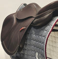 Load image into Gallery viewer, Equipe Boulevard Hoppsadel 17"/+1
