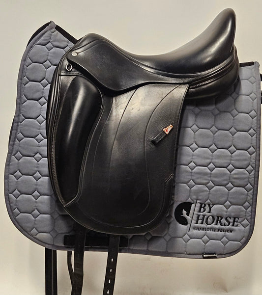 Equipe Olympia Dressyrsadel 17"/+2