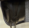 Load image into Gallery viewer, Amerigo Alto Dressyrsadel 17,5"/ +1,5
