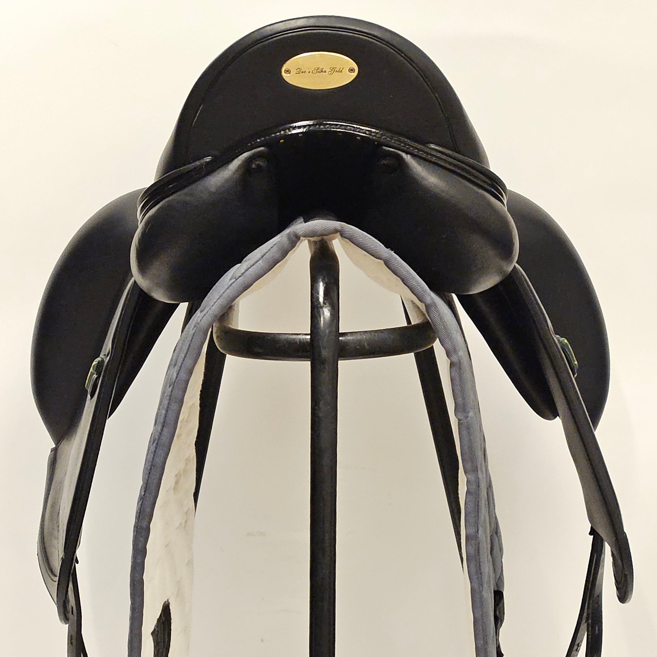 Amerigo Classic Siena Dressyrsadel 17"/+1