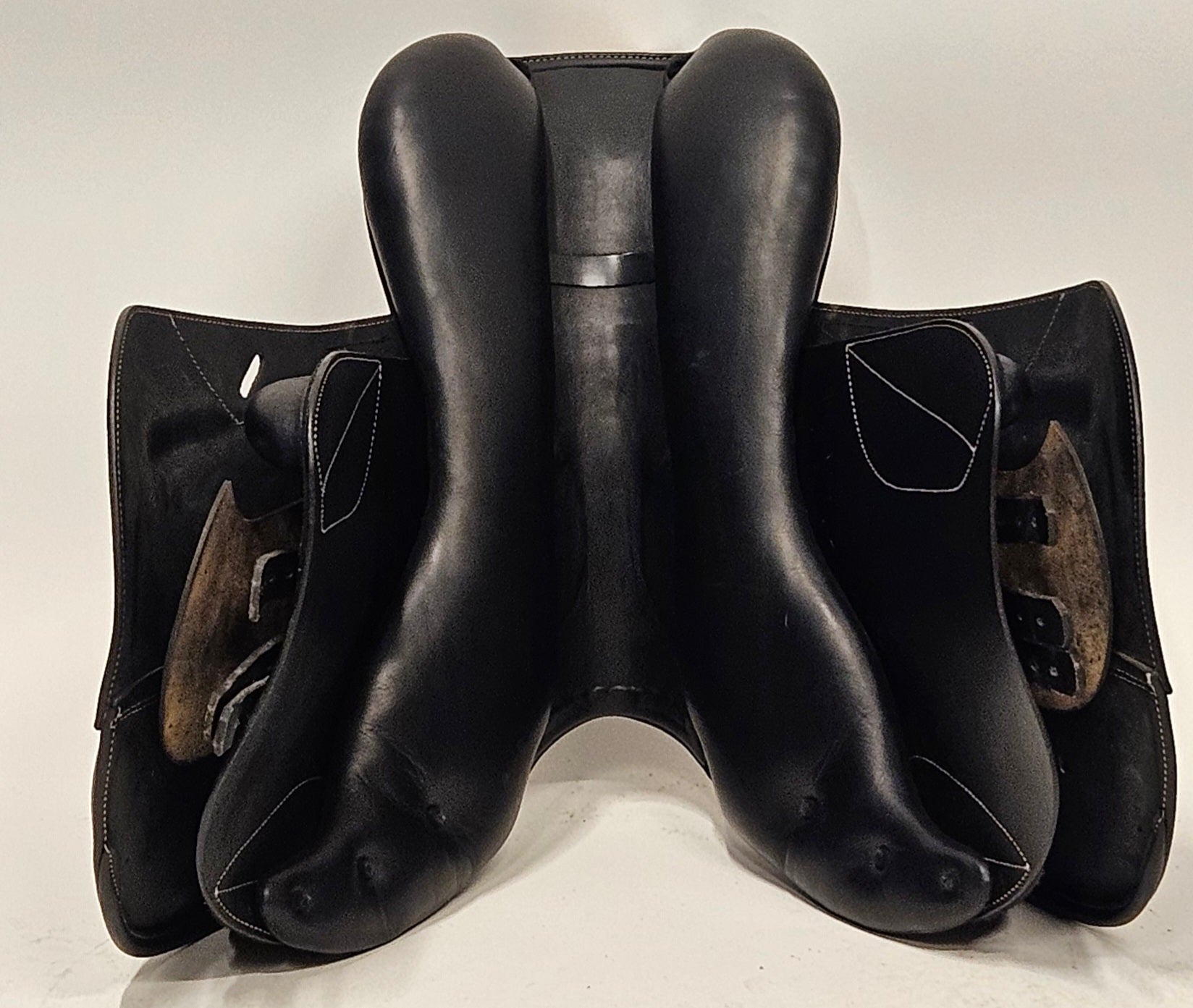 Prestige Versailles Hoppsadel 17"/34